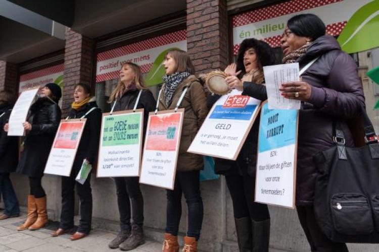 Werknemers De Stobbe pikken ontslag begeleiders tienermoeders niet