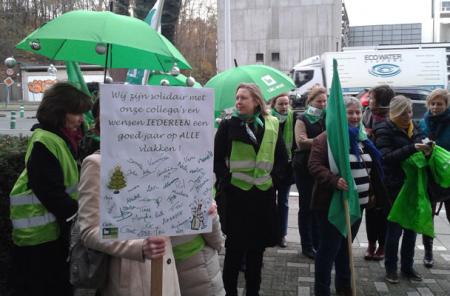 Personeel Antwerpse COS en collega’s massaal op straat